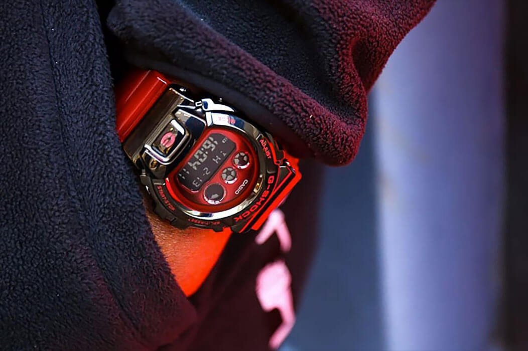 Casio Casio G-Shock GM-6900B-4ER, g-shock япония мужские часы на браслете полимер боковой вид