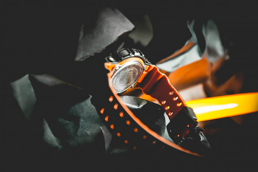 Casio Casio G-Shock GA-100BR-1A GA-100 — детали корпуса и полимер