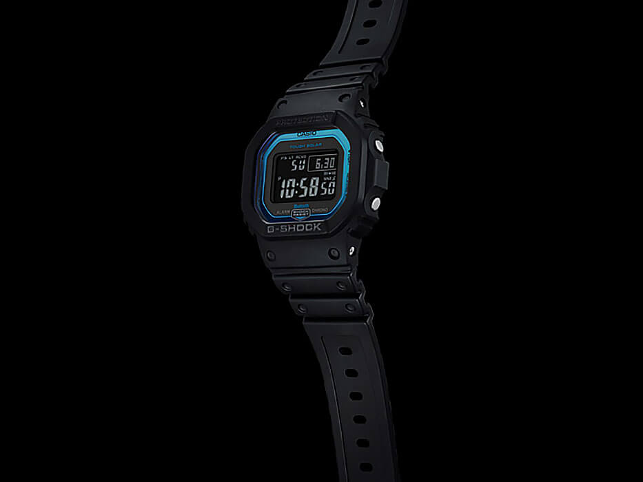 Casio Casio G-Shock GW-B5600-2DR (GW-B5600-2) электронные мужские часы часы крупный план синий циферблата
