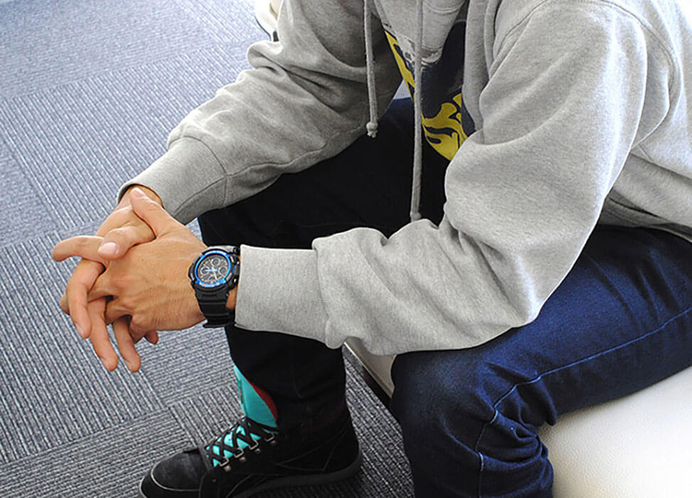 Casio Casio G-Shock AW-591-2AHDR (AW-591-2A) электронные мужские часы часы крупный план черный циферблата