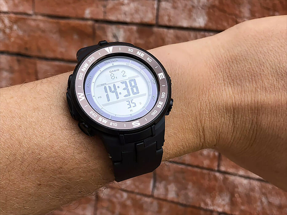 Casio Casio Pro Trek PRG-330-1 PRG, наручные мужские часы фото под углом
