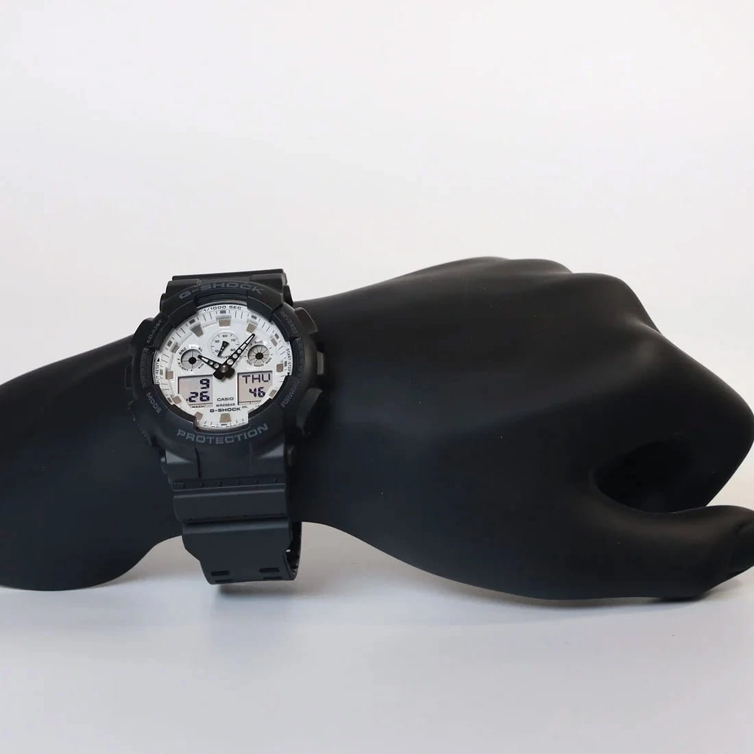 Casio Casio G-Shock GA-100WD-1A, g-shock япония мужские часы на браслете пластик боковой вид