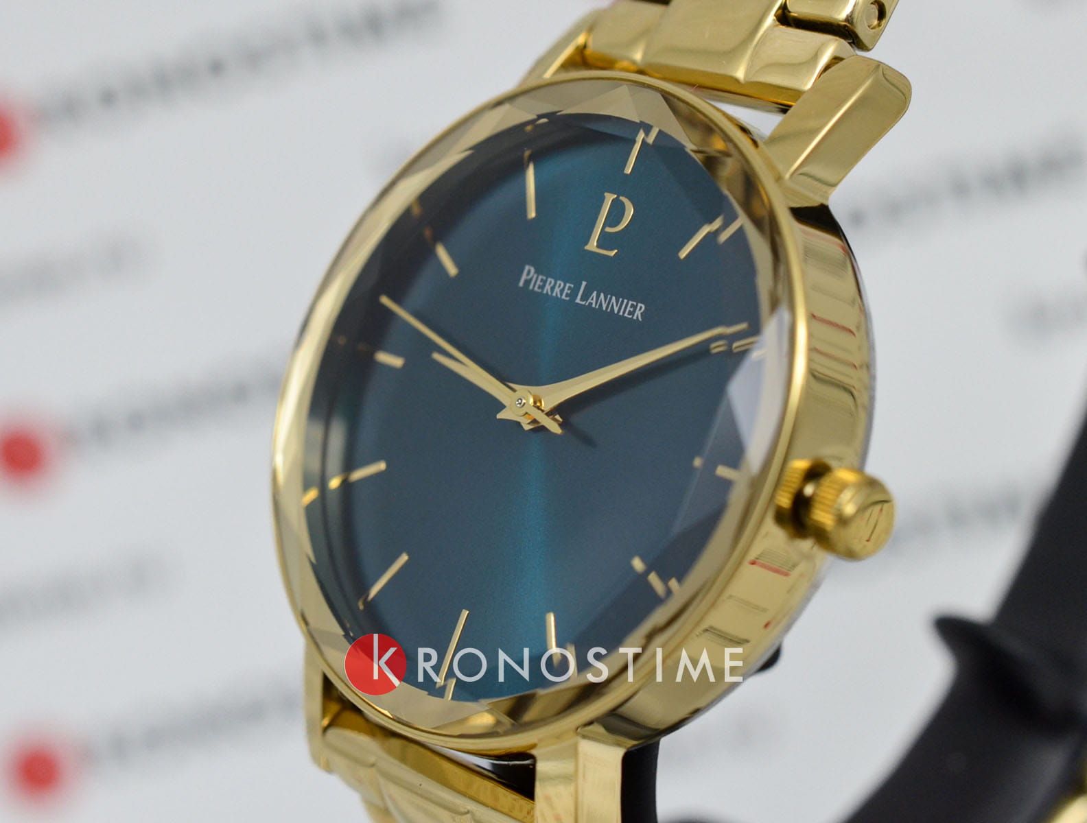 Pierre Lannier 012P562 женские часы застежка крупным планом