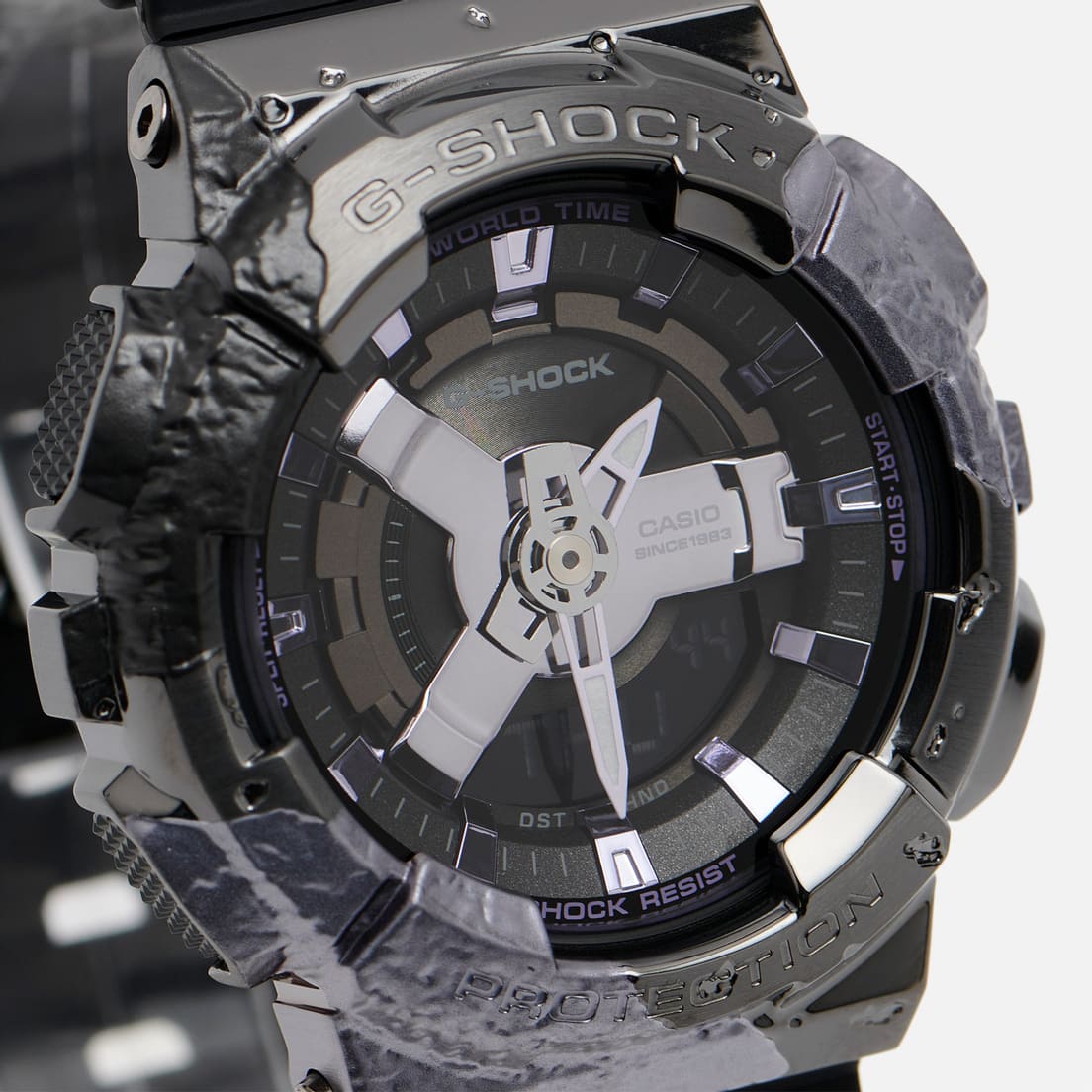 Casio Casio G-Shock GM-S114GEM-1A2 лимитированной серии - задняя крышка сталь пластик корпуса, япония часы