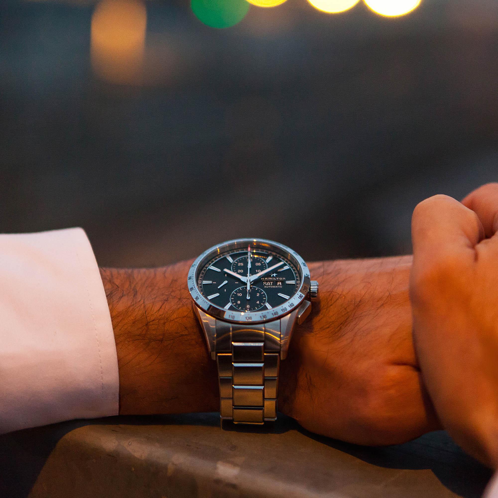 Hamilton Hamilton Broadway Auto Chrono H43516131 механические мужские часы часы крупный план  циферблата