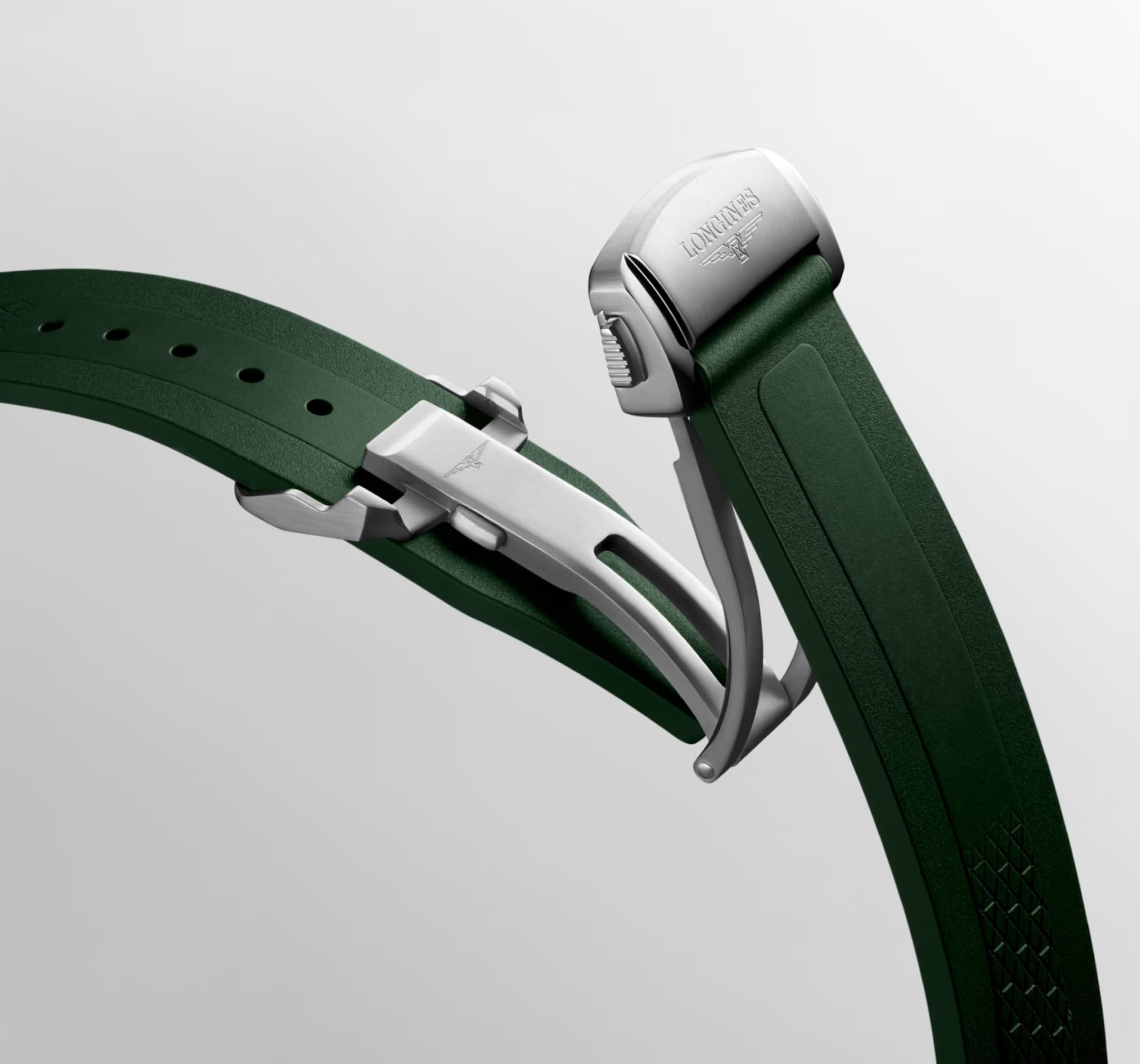 Longines Longines Conquest L3.830.4.02.9, conquest швейцария мужские часы на браслете каучук боковой вид