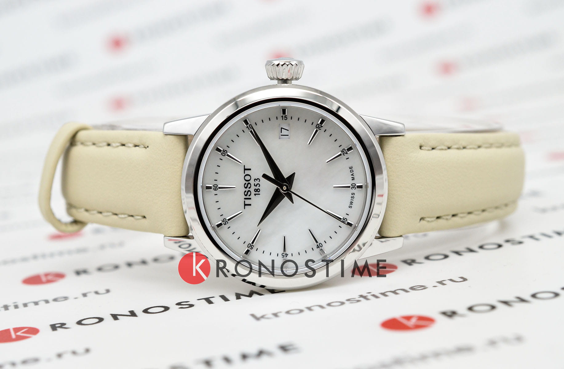 Tissot Tissot Classic Dream Lady T129.210.16.111.00 кварцевые женские часы часы крупный план серебристый циферблата