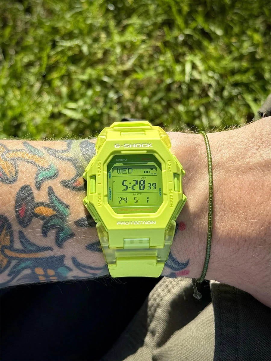 Casio Casio G-Shock GD-B500S-3DR (GD-B500S-3) , наручные мужские часы фото под углом