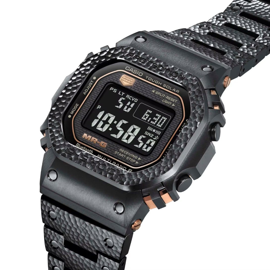 Casio Casio G-Shock MRG-B5000HT-1 GM, наручные мужские часы фото под углом