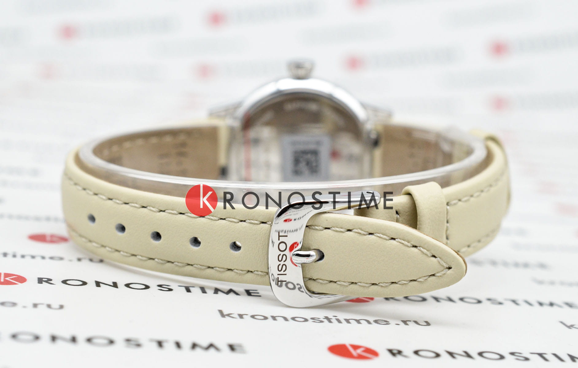 Tissot T1292101611100 женские часы застежка крупным планом