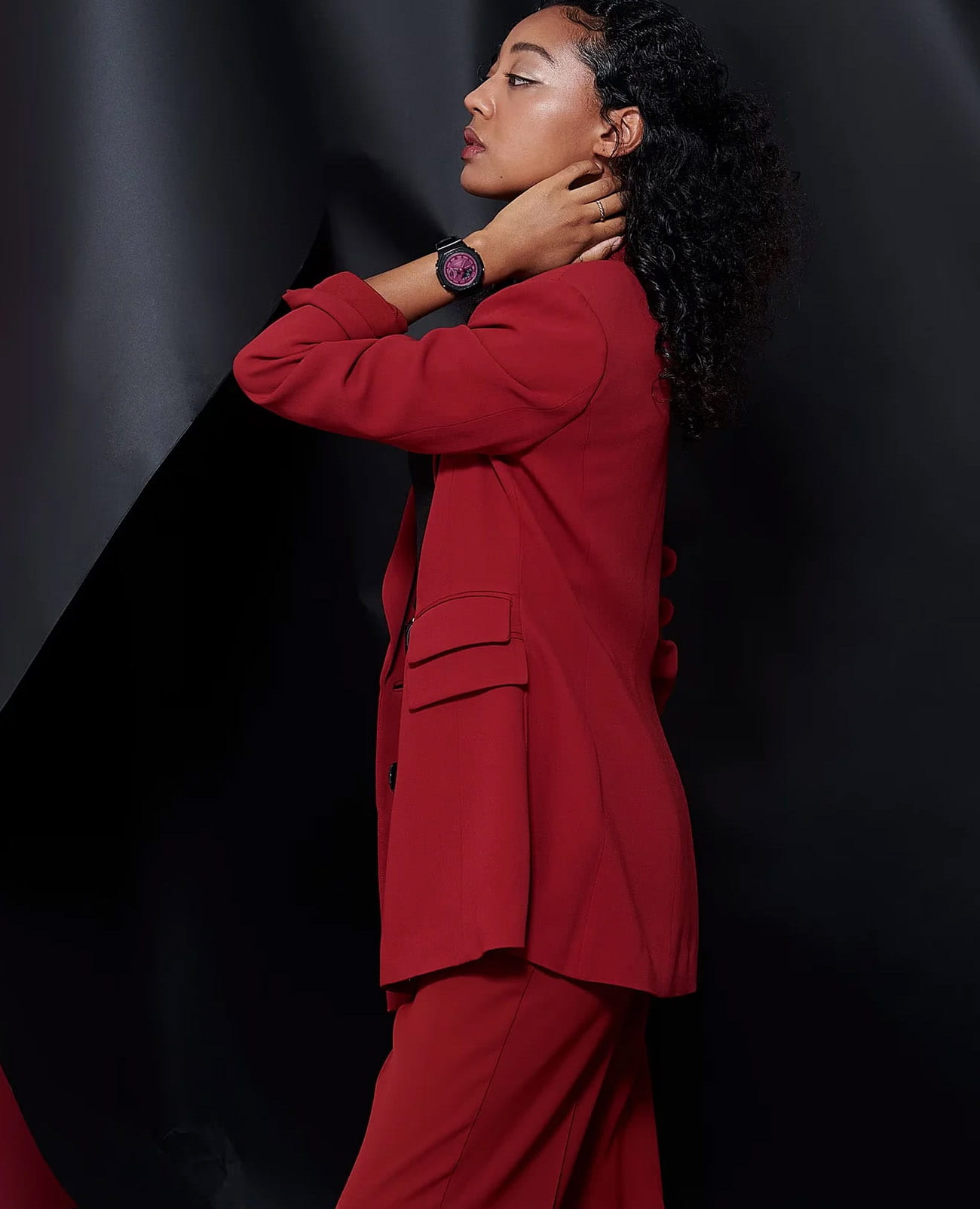 Casio Casio G-Shock GMA-S2100RB-1ADR (GMA-S2100RB-1A)  — детали корпуса и полимер