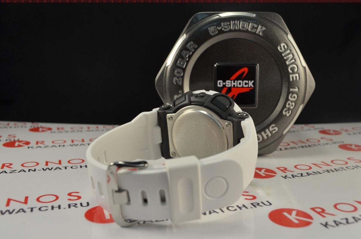 Casio Casio G-Shock GA-500-7A электронные мужские часы часы крупный план черный циферблата