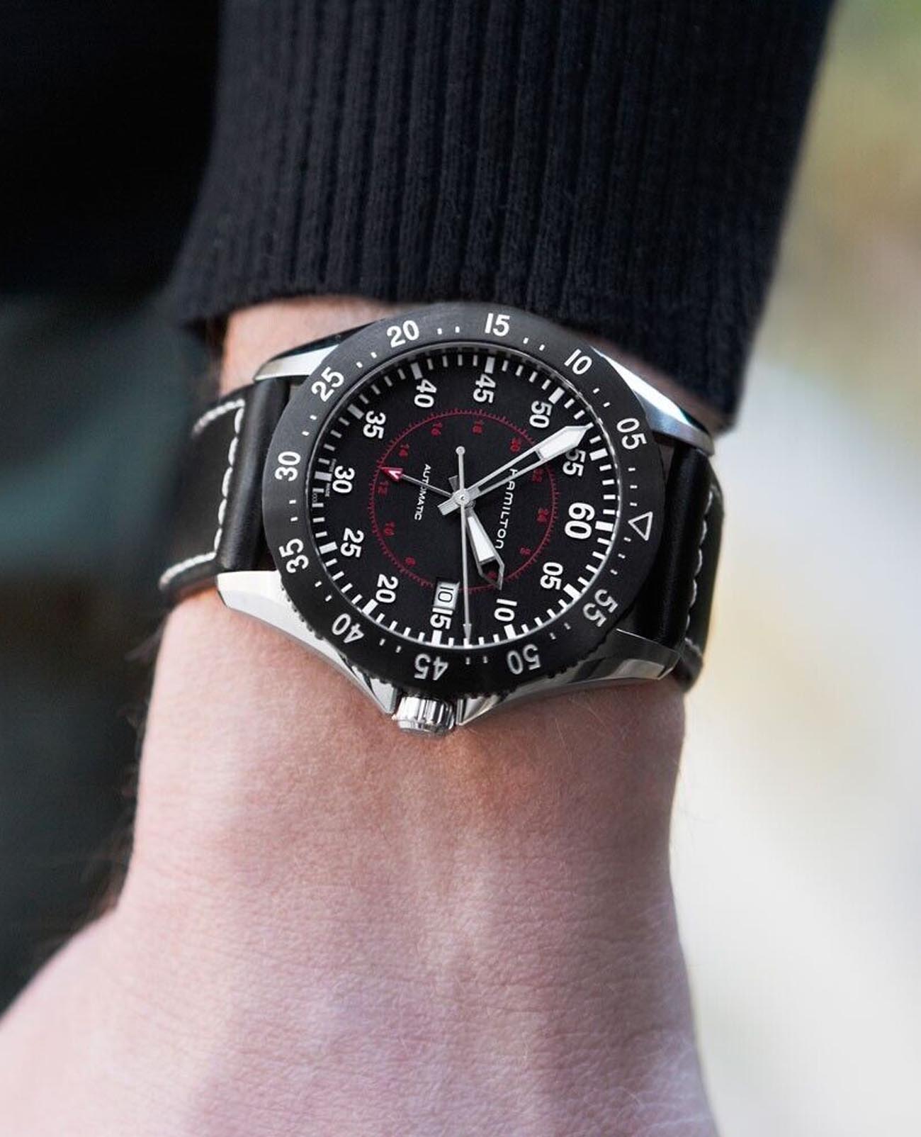 Hamilton Hamilton Khaki Aviation Pilot GMT Auto H76755735, khaki aviation швейцария мужские часы на браслете кожаный боковой вид