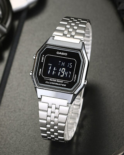 Casio Vintage LA680WA-1BDF (LA680WA-1B)