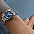 Часы Breitling Chronomat 32 A773106A1C1A1 фото 5